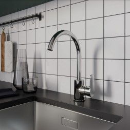 Смеситель для кухни 35к Milardo POLSBJ0M05 &amp;quot;Poli&amp;quot; высокий пов. излив, п/гайку, пластик, ХРОМ - POLSBJ0M05 