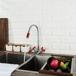 Смеситель для кухни 1/2 кер R43127-10 п/гайку FRUD Красный - R43127-10 