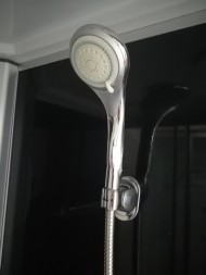 Душевая лейка со шлангом к душ. кабинам Loranto FLN (без уголка для подвода воды)